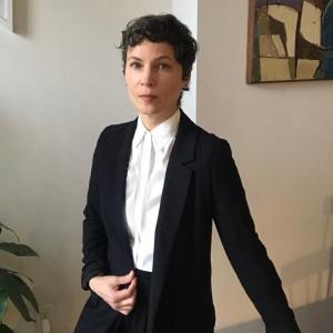 Leah DeVun